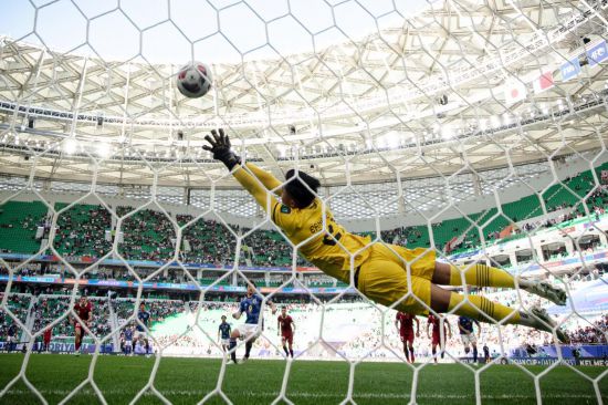 克莱：欧文与詹杜科一样最难缠 健康的独行侠拥有联盟最强锋线阵容