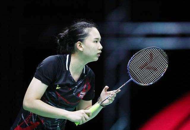 湖人先发阵容防守不足，斯马特代替八村塁合适吗？