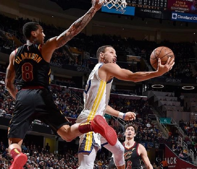 东契奇缺阵独行侠险胜雷霆 步行者力克热火