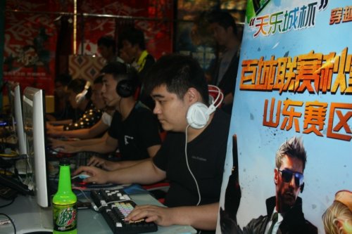 国足安排针对性技战术训练 世豪或被委以重任.