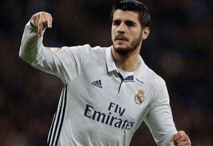 国足安排针对性技战术训练 世豪或被委以重任.