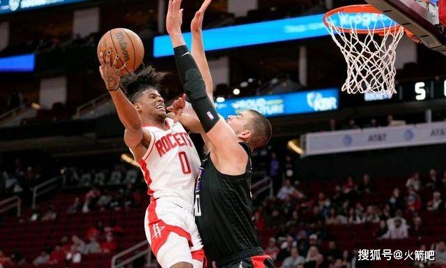 成为众矢之 成为众矢之