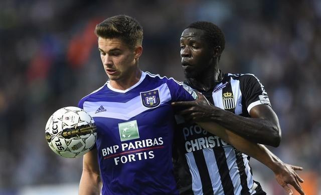 迫使对手弃 迫使对手弃